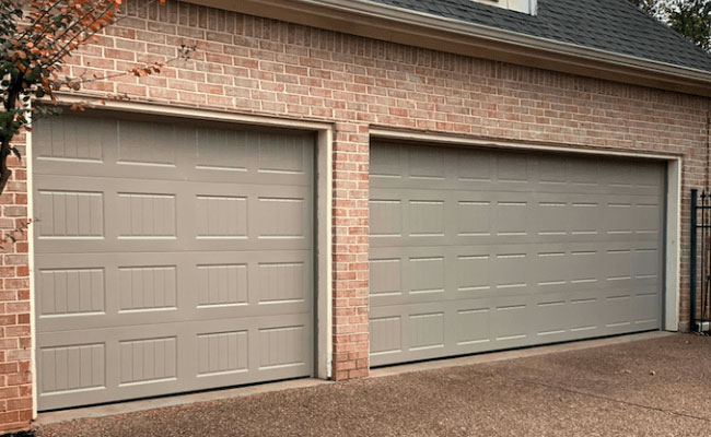 traditional garage doors 