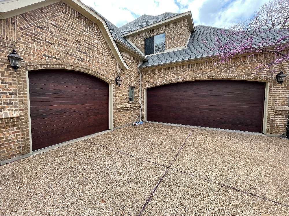 Modern Double CHI planks mahogany. Trophy Club Tx